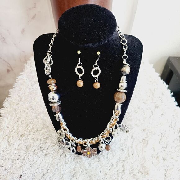 New Boutique necklace Love the Lord your God with all your heart - Picture 3 of 11